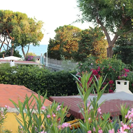Baia Azzurra Vila