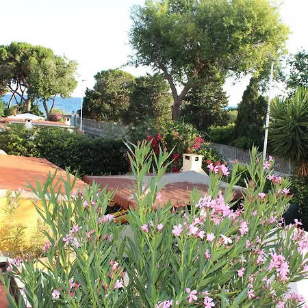 Baia Azzurra * Quartu SantʼElena