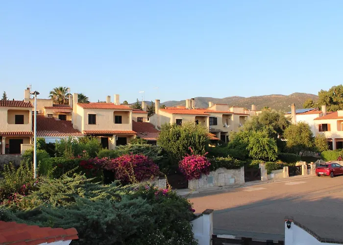 Baia Azzurra Villa *